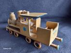 Houten handgemaakte unieke locomotief (geen speelgoed), Ophalen of Verzenden, Zo goed als nieuw