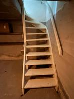 Keldertrap - Stevige houten trap, Doe-het-zelf en Verbouw, Ladders en Trappen, Ophalen, Gebruikt, Trap, Minder dan 2 meter