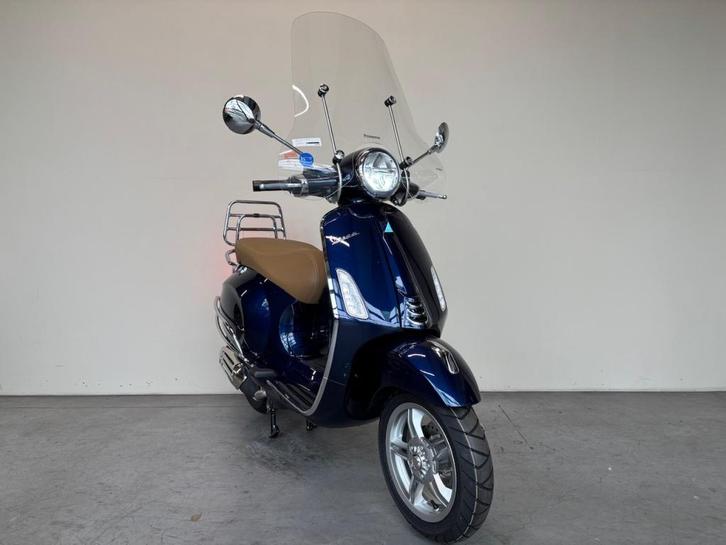 Vespa Primavera Deep Blue (donker blauw) NIEUW 0 KM, Fietsen en Brommers, Scooters | Vespa, Nieuw, Maximaal 45 km/u, Benzine, Ophalen of Verzenden