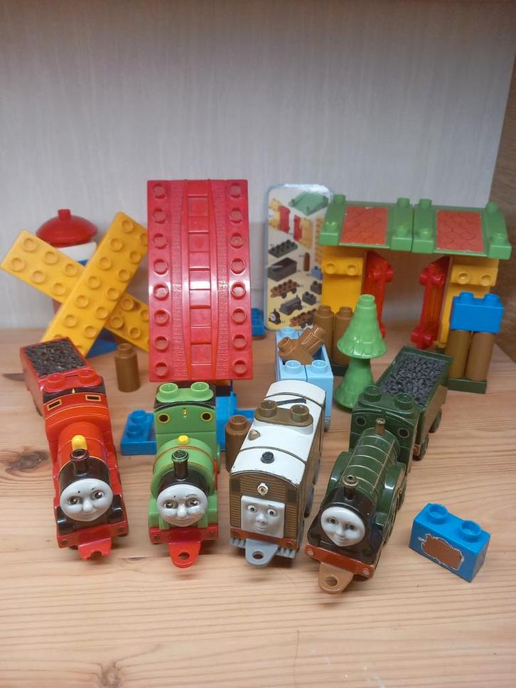 Duplo / Mega Bloks Thomas de Trein Set (zie beschrijving), Kinderen en Baby's, Speelgoed | Duplo en Lego, Gebruikt, Duplo, Losse stenen