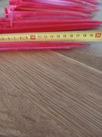 Kunstof haringen 4 zwarte en 25 rode  van 19 cm 5 van 22 cm, Ophalen of Verzenden, Gebruikt