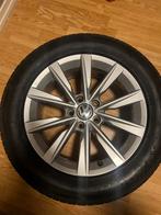 Volkswagen Tiguan Velgenset + Bandenset 235/55ZR17, Auto-onderdelen, Banden en Velgen, Ophalen, Gebruikt, Banden en Velgen, 17 inch
