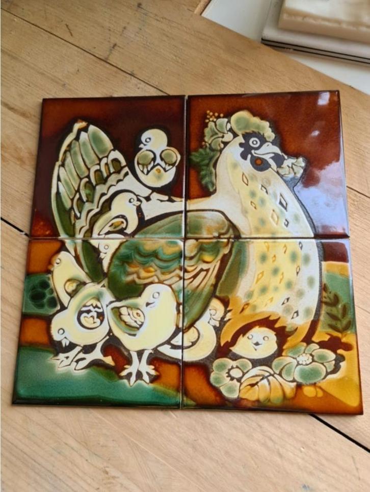 Oud tegel tableau kip met kuikens pilkington, Antiek en Kunst, Antiek | Woonaccessoires, Ophalen of Verzenden