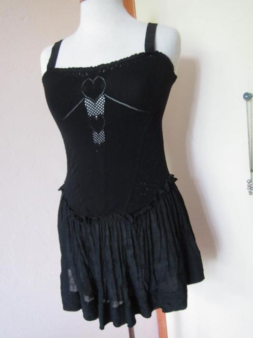 High use top maat 36., Kleding | Dames, Tops, Zo goed als nieuw, Maat 36 (S), Zwart, Zonder mouw, Verzenden
