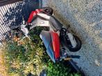 Aprilia sr 50 r, Fietsen en Brommers, Ophalen of Verzenden, Zo goed als nieuw, Derbi