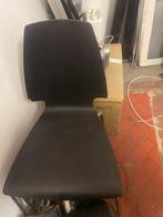 2 Zwarte Stapelbare Stoelen - Opknapper, Huis en Inrichting, Stoelen, Ophalen, Kunststof, Gebruikt, Twee