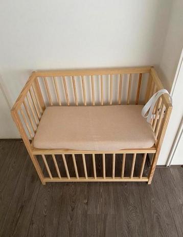 Co-sleeper met matras beschikbaar voor biedingen