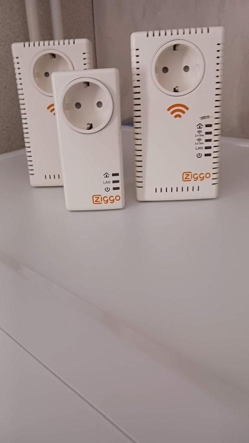 Ziggo wifi versterkerset, Computers en Software, WiFi-versterkers, Zo goed als nieuw, Ophalen