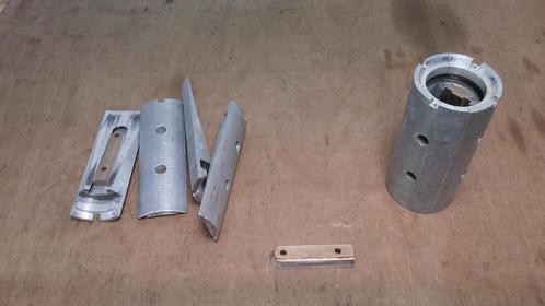 Messing aluminium onderdelen geen idee...., Doe-het-zelf en Verbouw, Dakpannen en Dakbedekking, Gebruikt, Dakpannen, Metaal, Ophalen of Verzenden