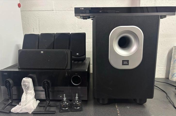 Harman Kardon AVR139 + JBL Home Cinema Set, Audio, Tv en Foto, Home Cinema-sets, Gebruikt, Dvd-speler, 5.1-systeem, Overige merken