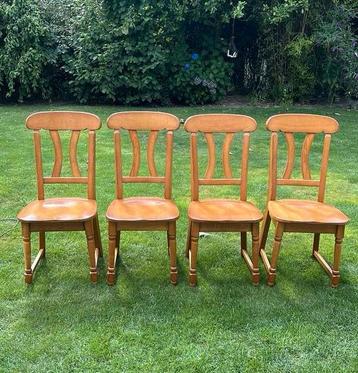 4 eiken blank gepatineerde eetkamerstoelen beschikbaar voor biedingen