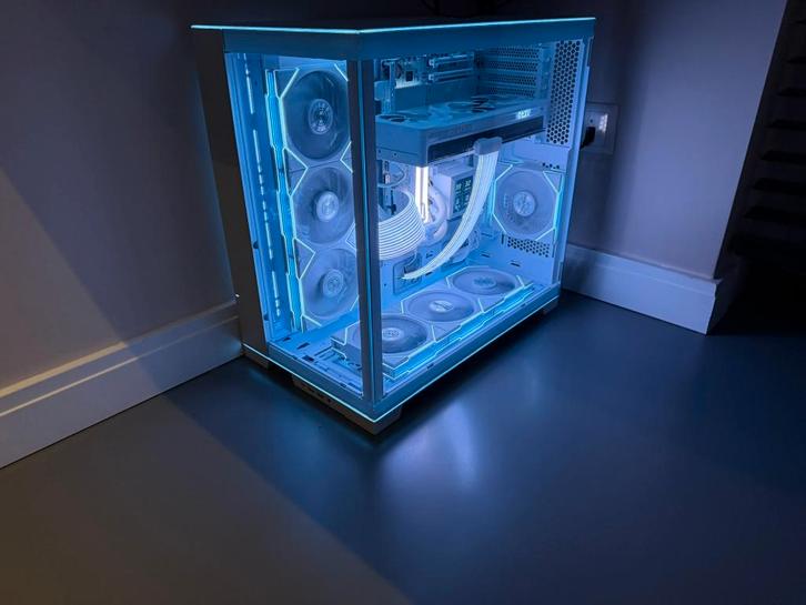 High-End Game PC | RTX 5080 | 9800X3D | 64GB DDR5 | 4TB SSD, Computers en Software, Desktop Pc's, Zo goed als nieuw, 4 Ghz of meer