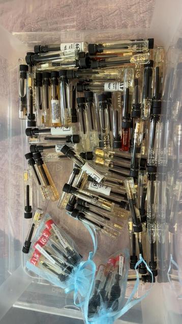 Test parfums 100+stuks beschikbaar voor biedingen