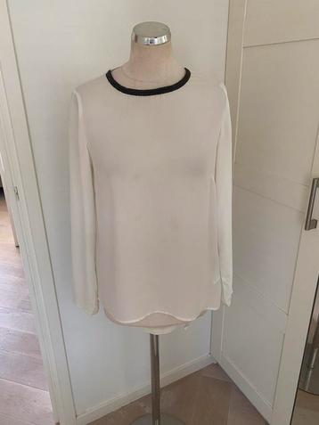 Witte blouse SoyaConcept met kraal beschikbaar voor biedingen