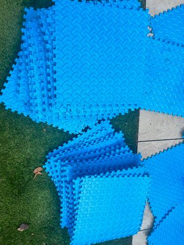 Zwembadtegels 72 stuks 38,5x38,5 / 1x gebruikt beschikbaar voor biedingen