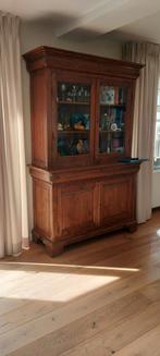 Antieke houten buffetkast, Ophalen