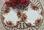 Set van 2 brocante gebaksbordjes, Royal Albert, Old Roses, Ophalen of Verzenden