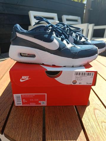 Nike Air Max  beschikbaar voor biedingen