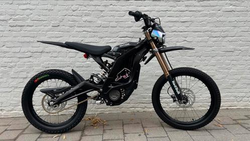 SurRon Light bee (2025) Straat legaal!, Fietsen en Brommers, Snorfietsen en Snorscooters, Nieuw, Overige merken, Elektrisch, Ophalen