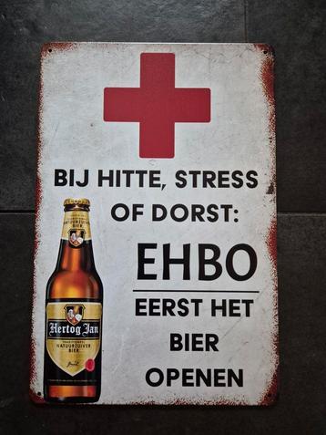 Eerst het bier openen hertog Jan reclamebord beschikbaar voor biedingen