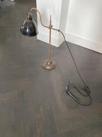 Oude bureau lamp vintage, Huis en Inrichting, Ophalen of Verzenden, Zo goed als nieuw, 50 tot 75 cm