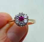 9 kt Gouden rozet ring: robijn + 6 x bergkristal. 1990, Ophalen of Verzenden, Goud, Ring, Met edelsteen