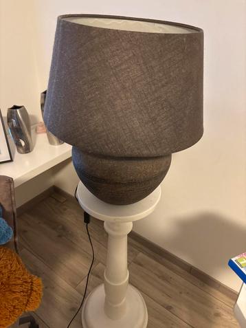 Mooie  Lamp met Stoffen Kap beschikbaar voor biedingen