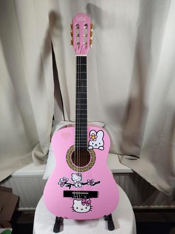 Roze Lapaz Gitaar - Hello Kitty Style! beschikbaar voor biedingen