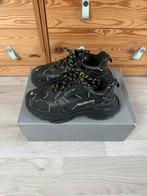 Balenciaga triple S maat 43, Ophalen of Verzenden, Zo goed als nieuw, Zwart