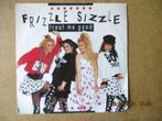 a1540 frizzle sizzle - treat me good, Cd's en Dvd's, Vinyl Singles, Gebruikt, Ophalen of Verzenden, 7 inch, Single