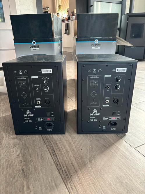 Devine RX-6A (2x) met doos, Audio, Tv en Foto, Luidsprekers, Zo goed als nieuw, Front, Rear of Stereo speakers, 120 watt of meer