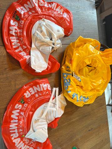 2x zwemtrainer en 1x babyfloating beschikbaar voor biedingen