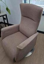 Elektrische Sta-op Stoel met Draaischijf, Huis en Inrichting, Fauteuils, Ophalen, Gebruikt, 75 tot 100 cm, Metaal