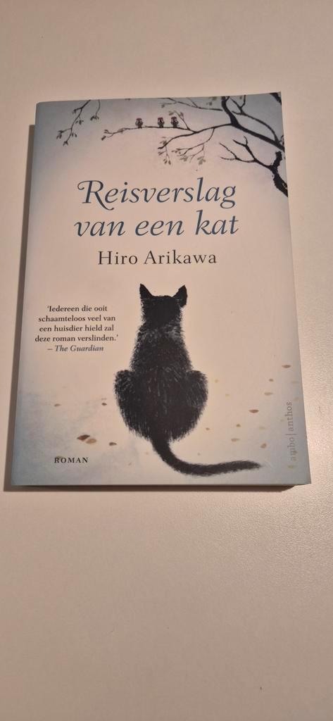 Reisverslag van een kat - Hiro Arikawa, Boeken, Romans, Zo goed als nieuw, Nederland, Ophalen of Verzenden