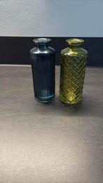 Vaasjes groen en blauw 13 cm hoog glas, Huis en Inrichting, Blauw, Ophalen of Verzenden, Minder dan 50 cm, Glas