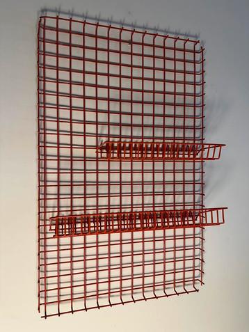 Wandrek oranje draad wire vintage beschikbaar voor biedingen