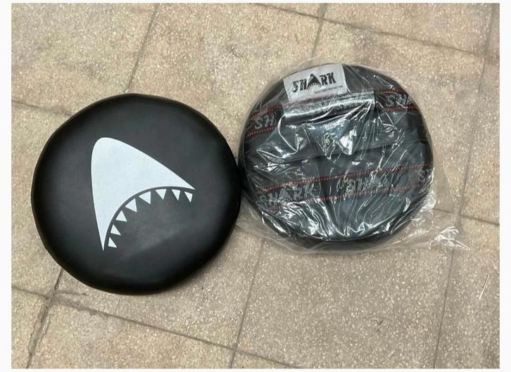 Nieuwe Shark Trap Stootkussen - 30cm - Zwart/Wit, Sport en Fitness, Vechtsporten en Zelfverdediging, Nieuw, Overige, Vechtsportmateriaal