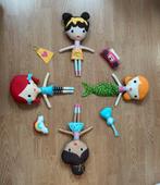 Girl Friends Dolls set van 4 met accesoires, Verzenden, Zo goed als nieuw, Overige typen