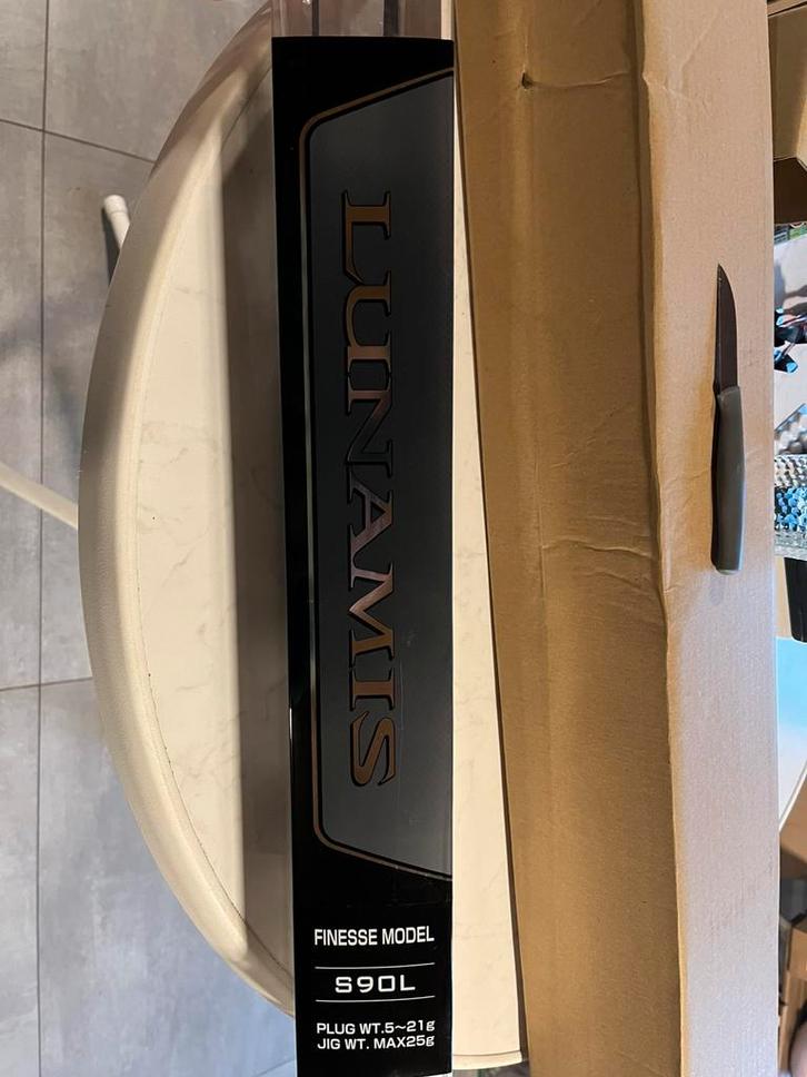 Shimano Lunamis (NIEUW, koopje!!), Watersport en Boten, Hengelsport | Roofvissen, Zo goed als nieuw, Werphengel, Ophalen