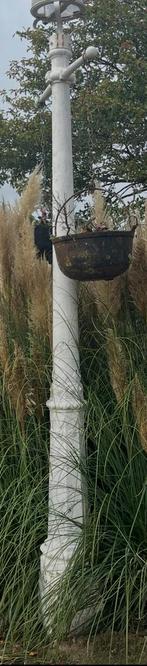 Gietijzeren lantaarn, Ophalen, Gebruikt, Staande lamp, Netvoeding