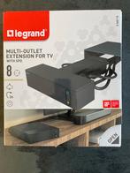 Stekkerdoos 8v voor Hifi/TV - Legrand, Ophalen, Nieuw, Minder dan 2 meter, Overige kabels