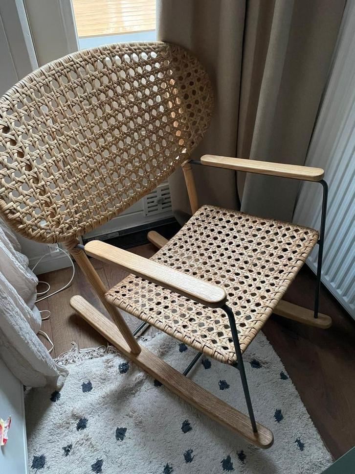 Schommelstoel IKEA, Huis en Inrichting, Stoelen, Zo goed als nieuw, Eén, Hout, Riet of Rotan, Overige kleuren, Ophalen