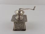 Zilveren miniatuur Koffiemolen                          Z129, Ophalen of Verzenden, Zilver