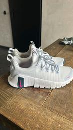 Nieuwe nike schoenen, wit roze maat 38, Ophalen, Nieuw, Overige sporten, Hardloopschoenen