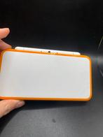 Nintendo 2DS XL - Oranje/Wit, Spelcomputers en Games, Spelcomputers | Nintendo 2DS en 3DS, Gebruikt, Overige kleuren, Lenn hodes