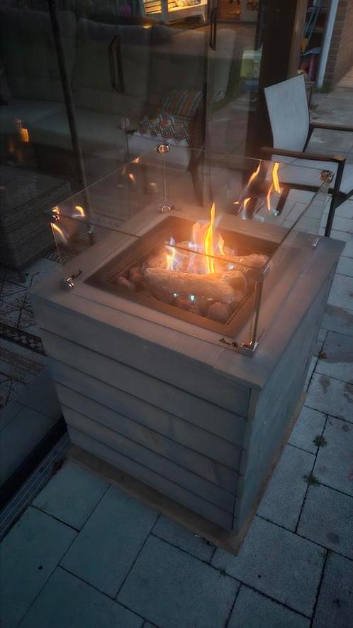 Livin' Flame vuurtafel, evt inclusief Benegas fles 3/4 gas., Tuin en Terras, Vuurtafels, Zo goed als nieuw, Ophalen