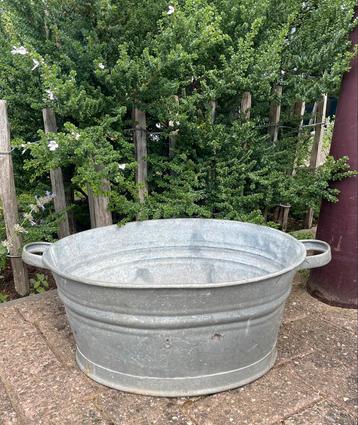 Brocante oude zinken teil / teiltje ovaal beschikbaar voor biedingen