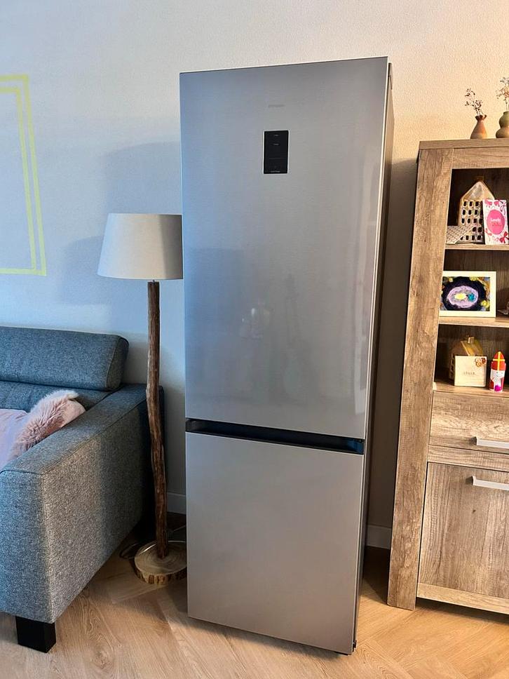 Samsung RB34C670DSA/EF Koelvriescombinatie - ZGAN NoFrost, Witgoed en Apparatuur, Koelkasten en IJskasten, Zo goed als nieuw, Met vriesvak