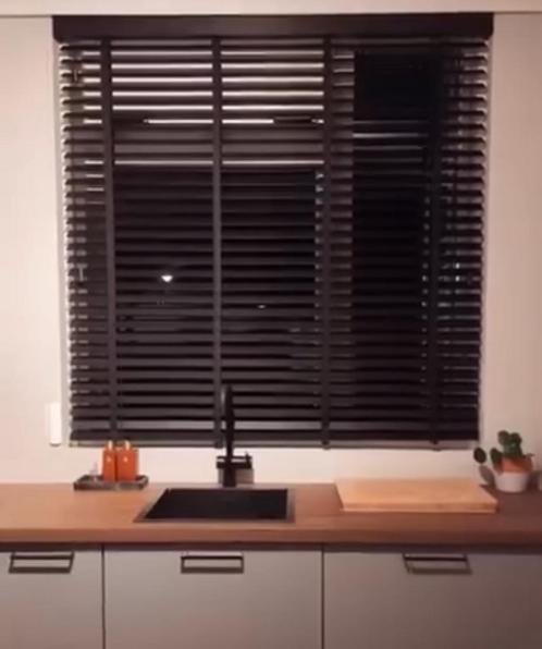 Bamboo jaloezieën zwart 50mm 145lx142b cm, Huis en Inrichting, Stoffering | Gordijnen en Lamellen, Zo goed als nieuw, Zwart, Ophalen