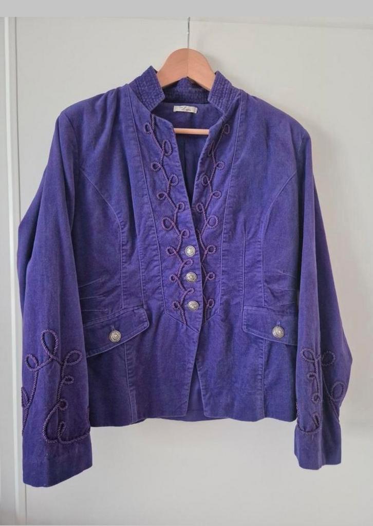 Prachtig paars fluwelen jasje maat 42 van La Ligna, Kleding | Dames, Jasjes, Kostuums en Pakken, Zo goed als nieuw, Jasje, Maat 42/44 (L)